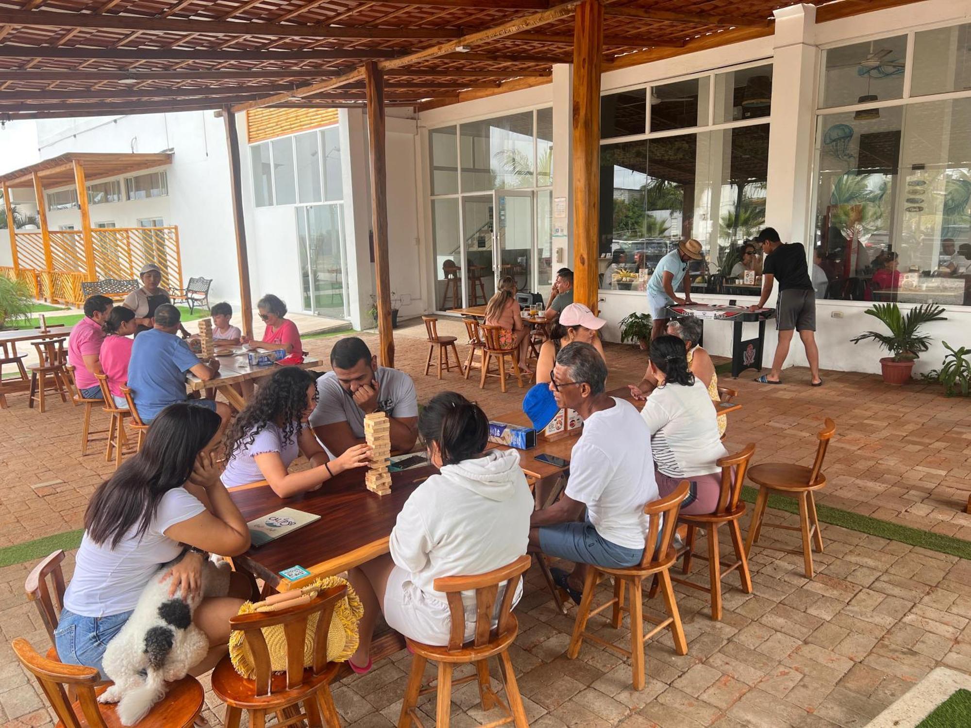 Ohana Beach Hotel Playas Exterior foto