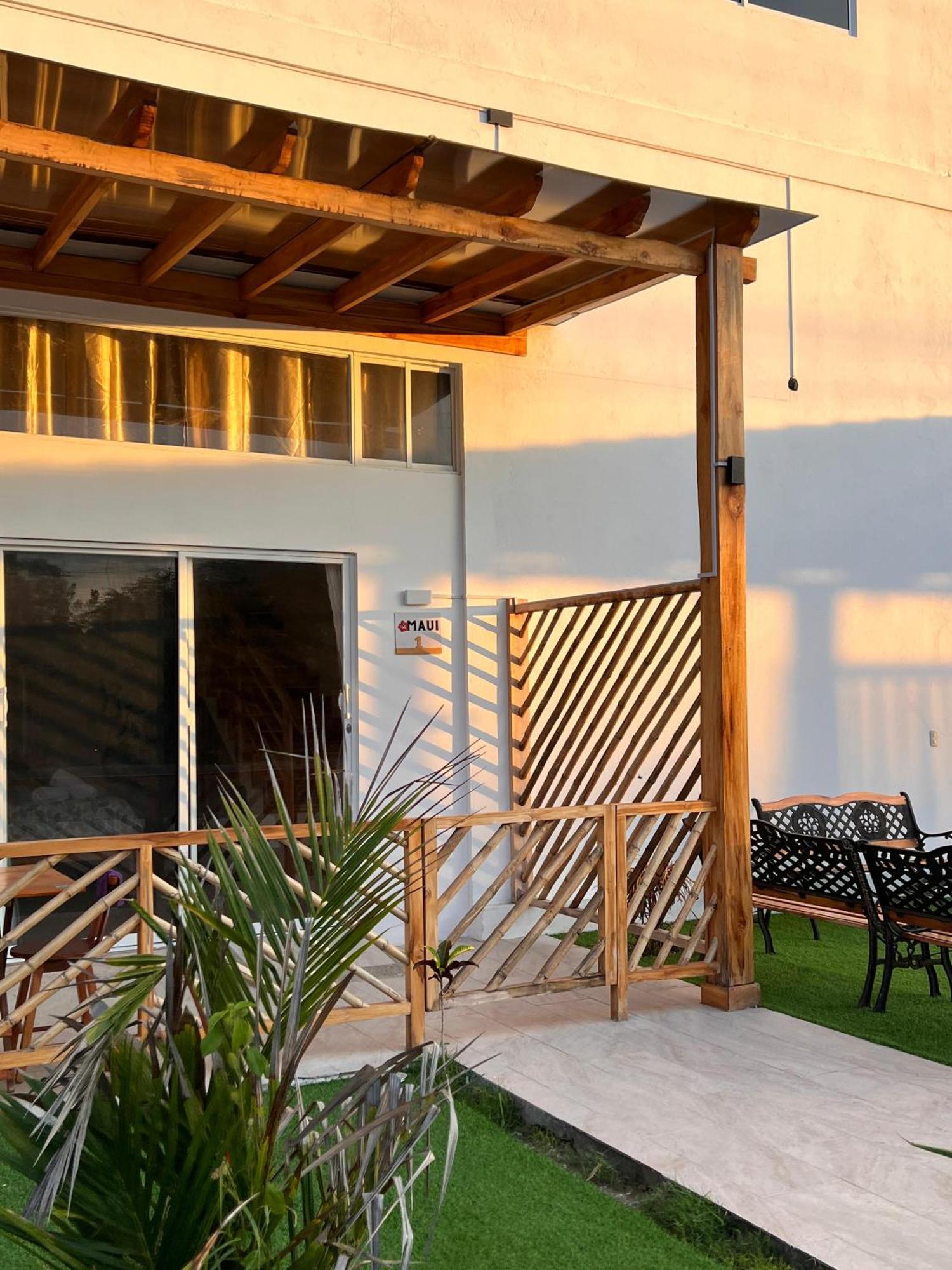 Ohana Beach Hotel Playas Exterior foto